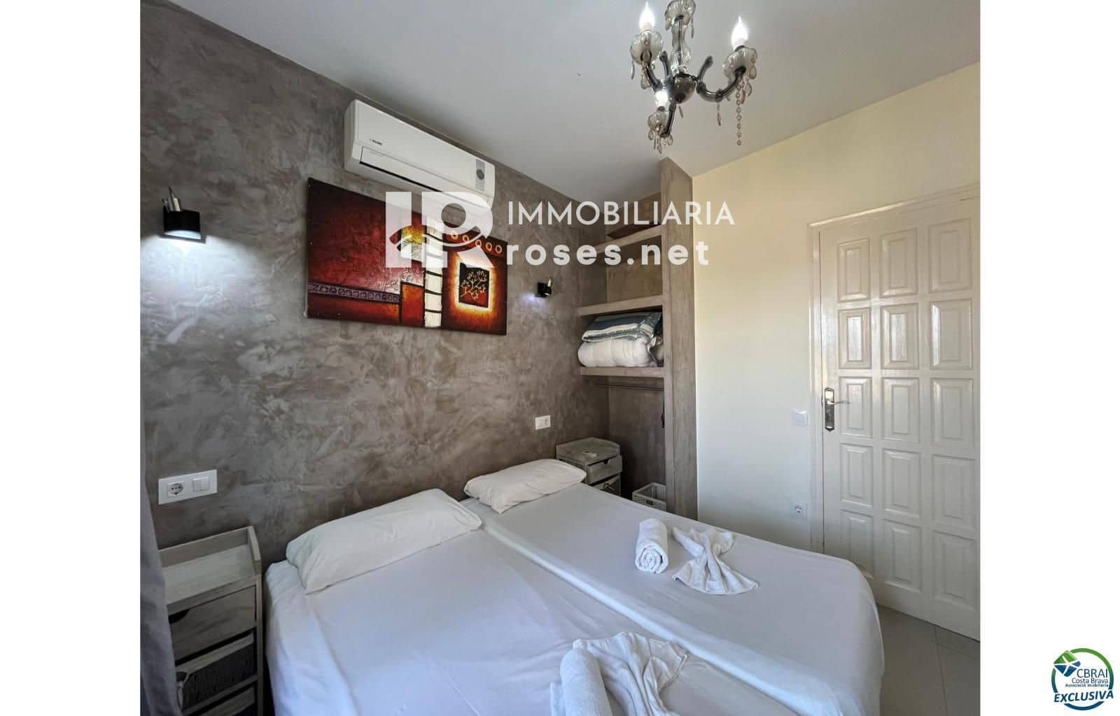 4 chambre Villa/Maison à vendre à Empuriabrava avec piscine garage - 549 000 € (Ref: 9101129)