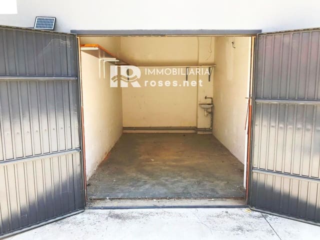 Garage til salg i Santa Margarida, Roses - € 46.000 (Ref: 9104980)