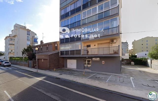 Garage til salg i Santa Margarida, Roses - € 43.000 (Ref: 9104980)