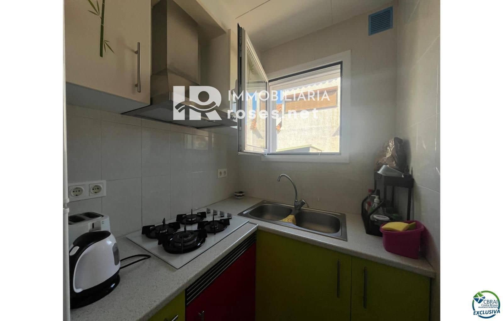 Willa na sprzedaż w Roses z garażem - 340 000 € (Ref: 9109405)