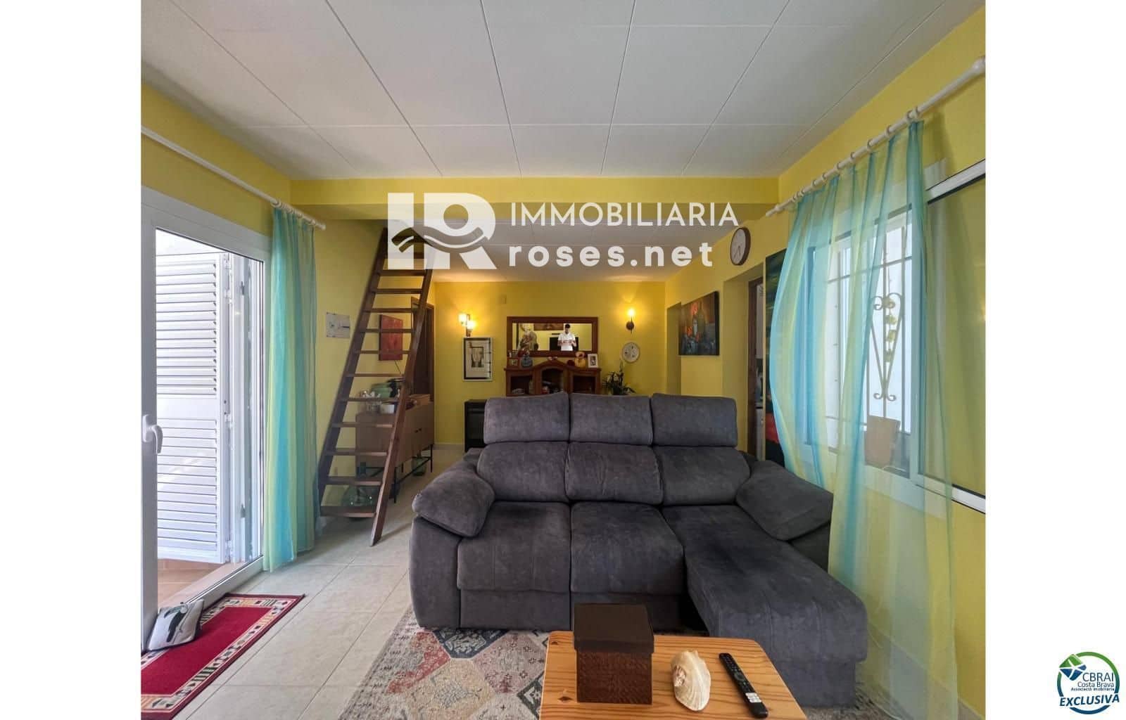 Willa na sprzedaż w Roses z garażem - 340 000 € (Ref: 9109405)