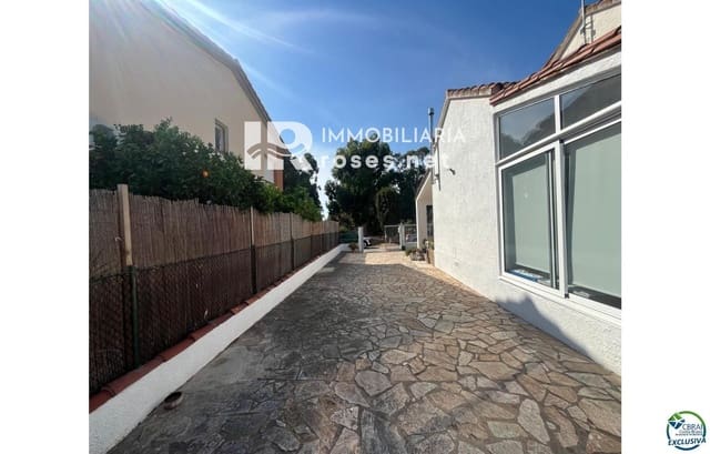 Willa na sprzedaż w Roses z garażem - 340 000 € (Ref: 9109405)