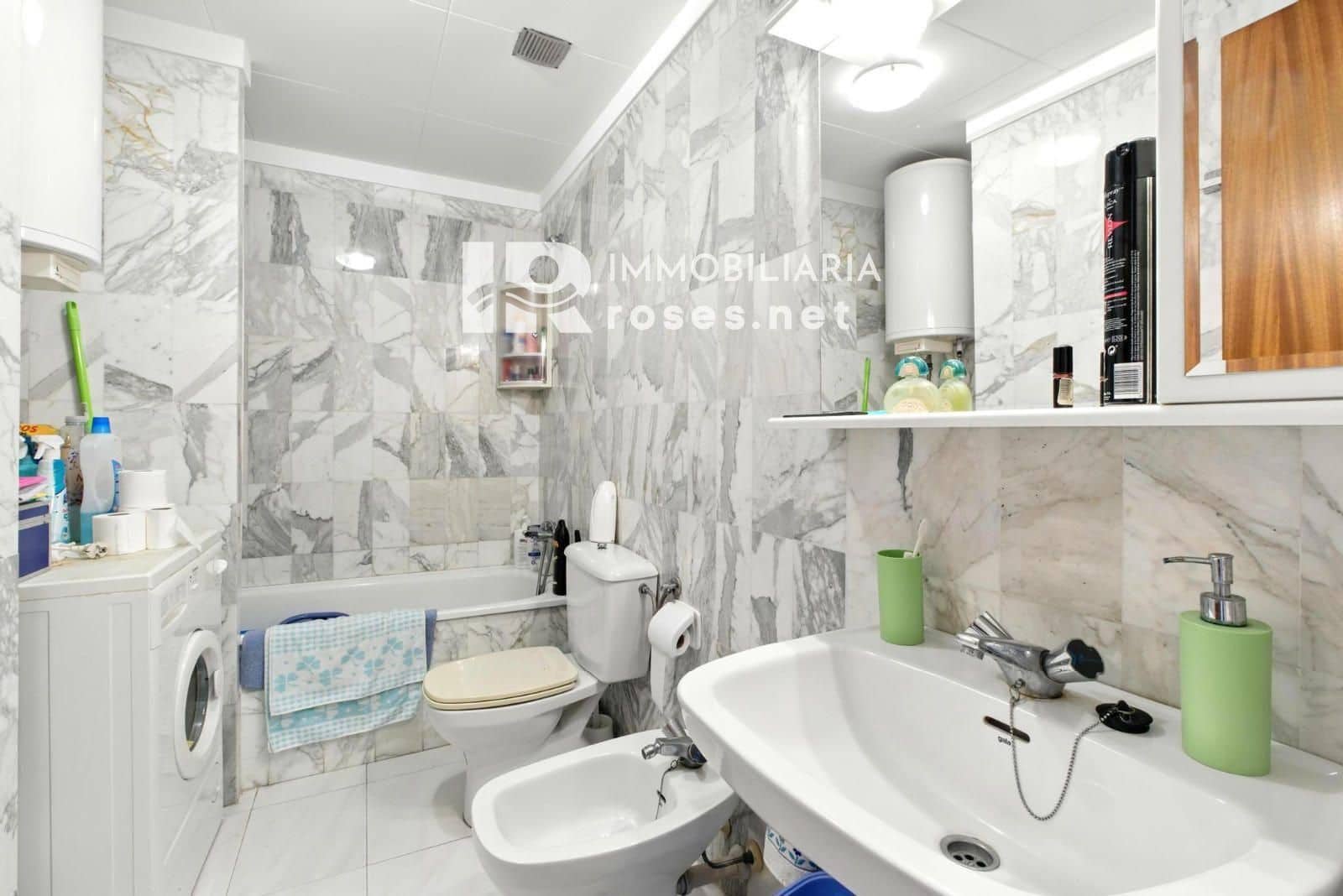 1 slaapkamer Flat te koop in Empuriabrava met zwembad - € 120.000 (Ref: 9126945)