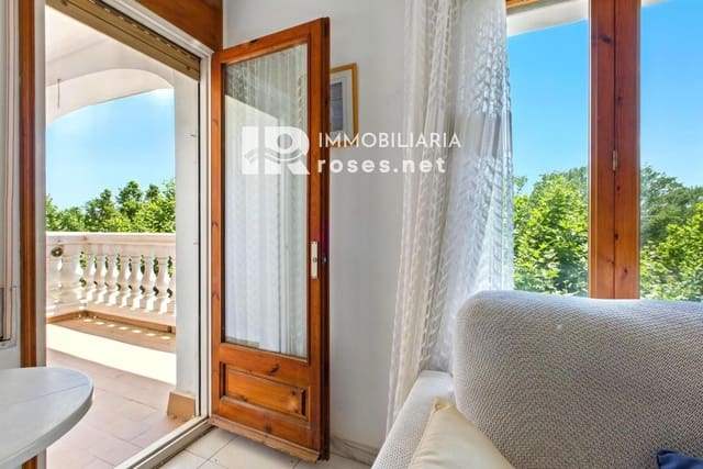 1 slaapkamer Flat te koop in Empuriabrava, Castelló d'Empúries met zwembad - € 120.000 (Ref: 9126945)