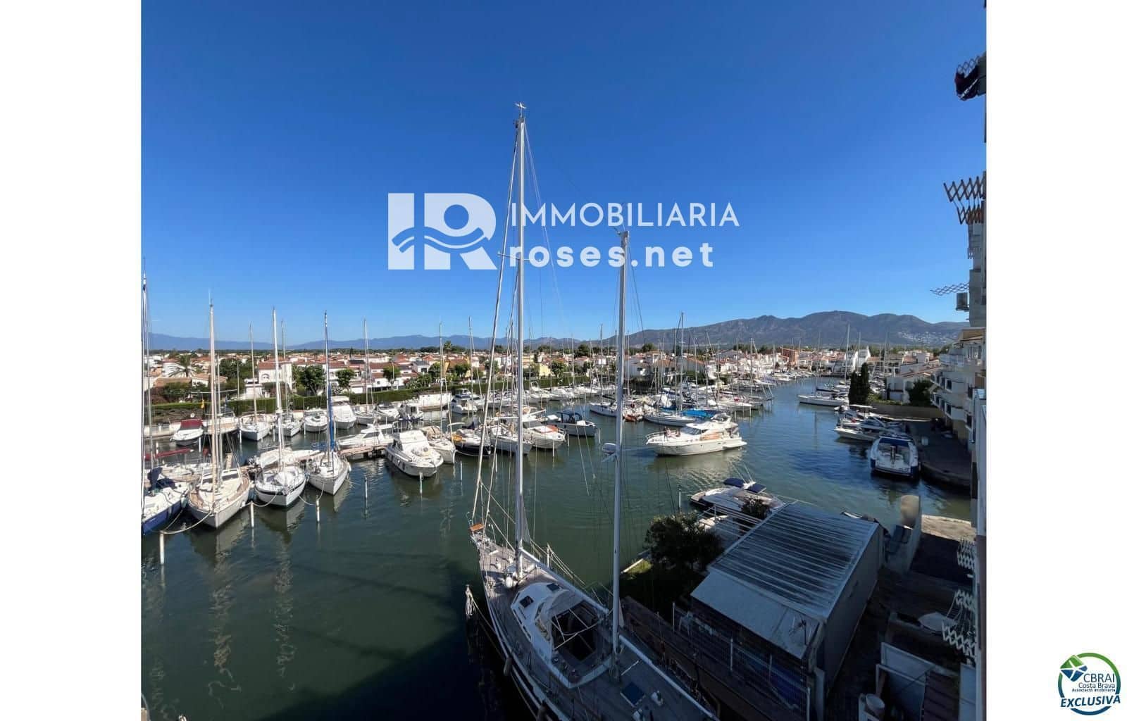 2 bedroom Flat for sale in Empuriabrava - € 325,000 (Ref: 9142015)