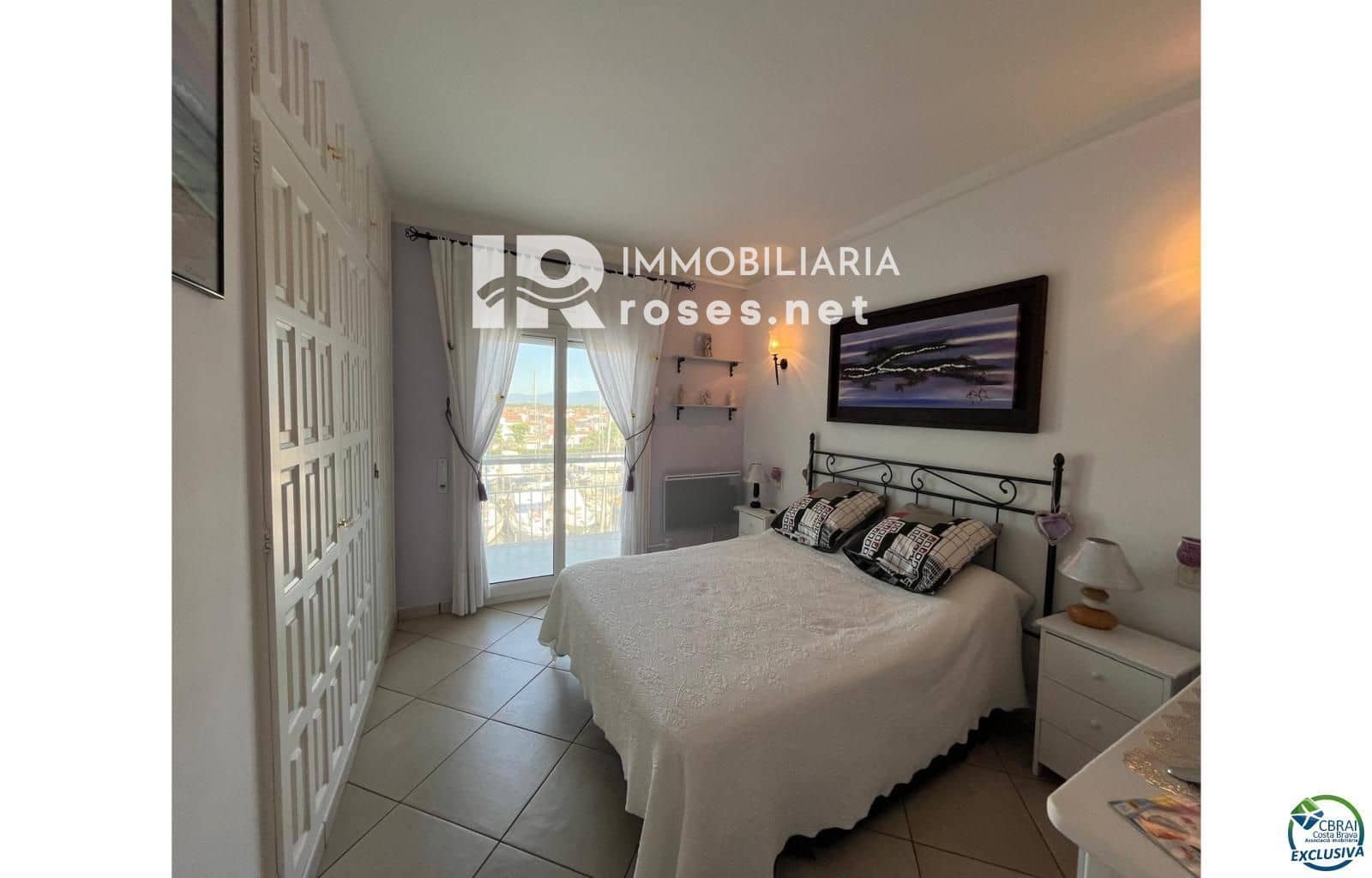 2 bedroom Flat for sale in Empuriabrava - € 325,000 (Ref: 9142015)