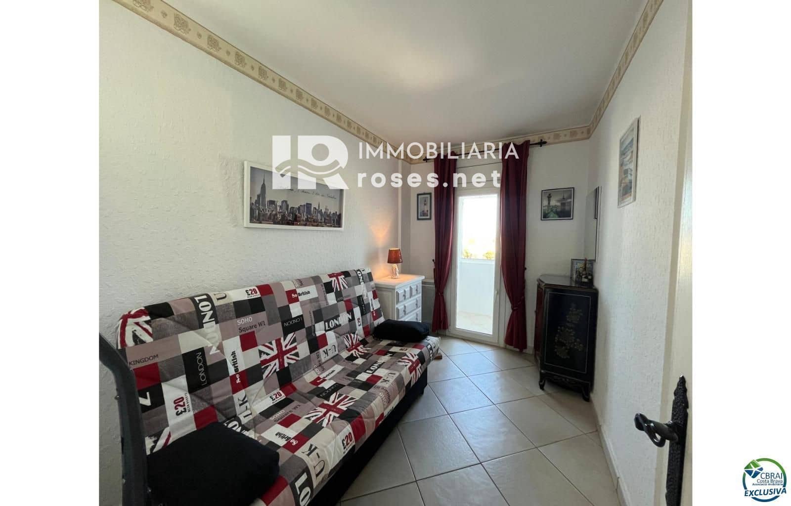 2 bedroom Flat for sale in Empuriabrava - € 325,000 (Ref: 9142015)