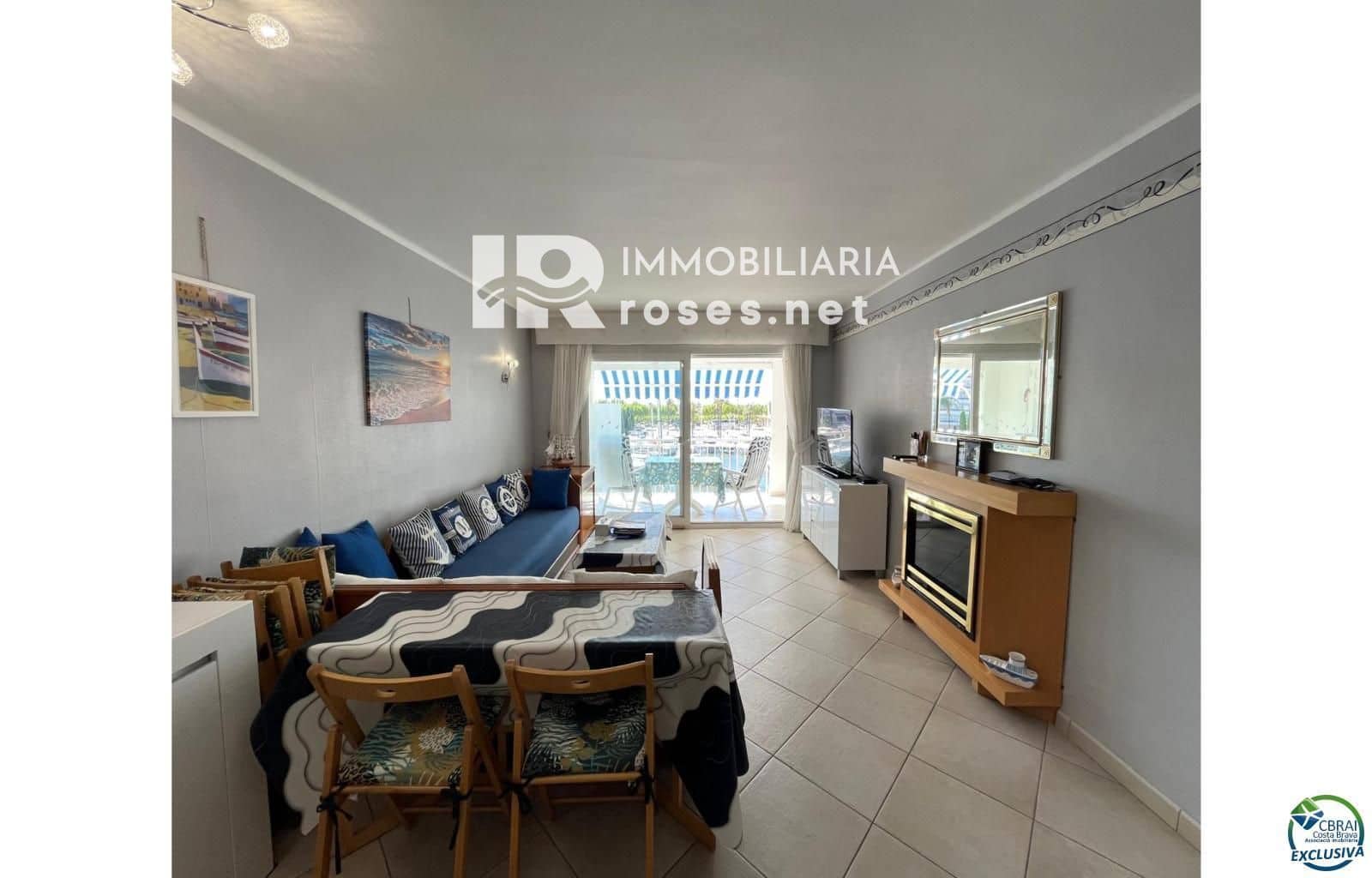 2 bedroom Flat for sale in Empuriabrava - € 325,000 (Ref: 9142015)