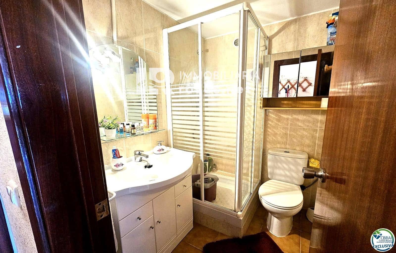 Flat for sale in Empuriabrava - € 128,000 (Ref: 9142016)