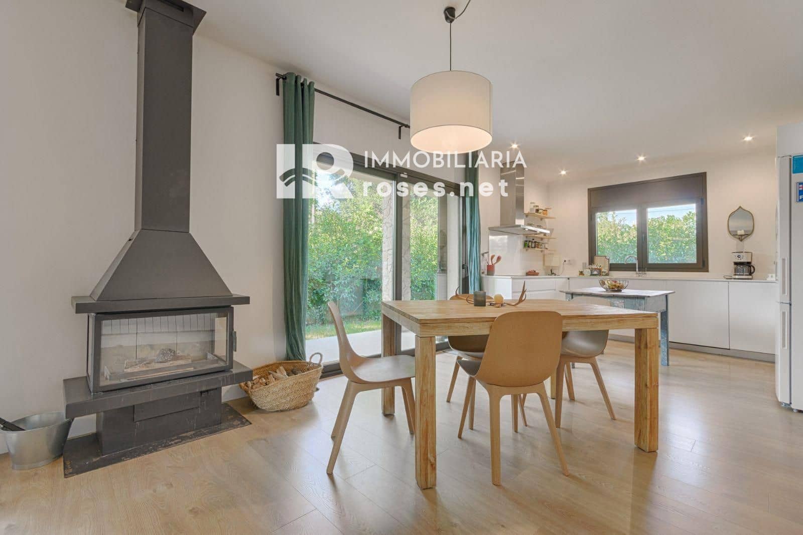 4 soverom Hus til salgs i Sant Pere Pescador med garasje - € 498 000 (Ref: 9144039)