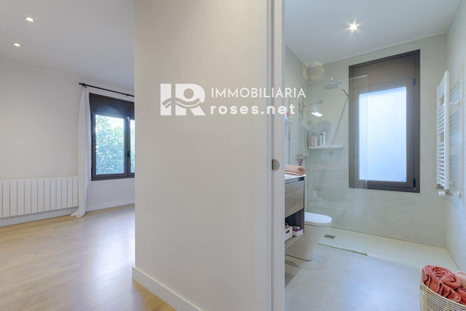 4 soverom Hus til salgs i Sant Pere Pescador med garasje - € 498 000 (Ref: 9144039)