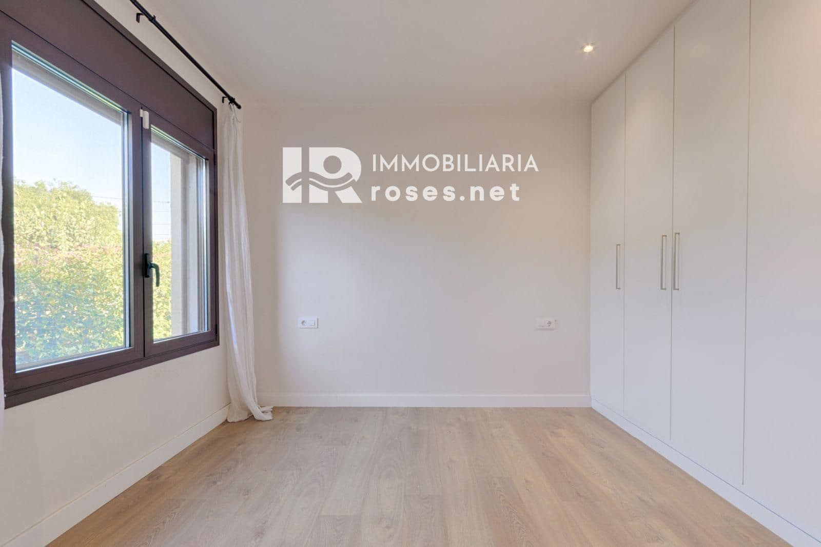 4 soverom Hus til salgs i Sant Pere Pescador med garasje - € 498 000 (Ref: 9144039)