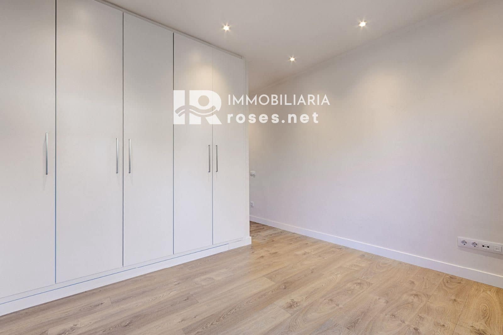 4 soverom Hus til salgs i Sant Pere Pescador med garasje - € 498 000 (Ref: 9144039)