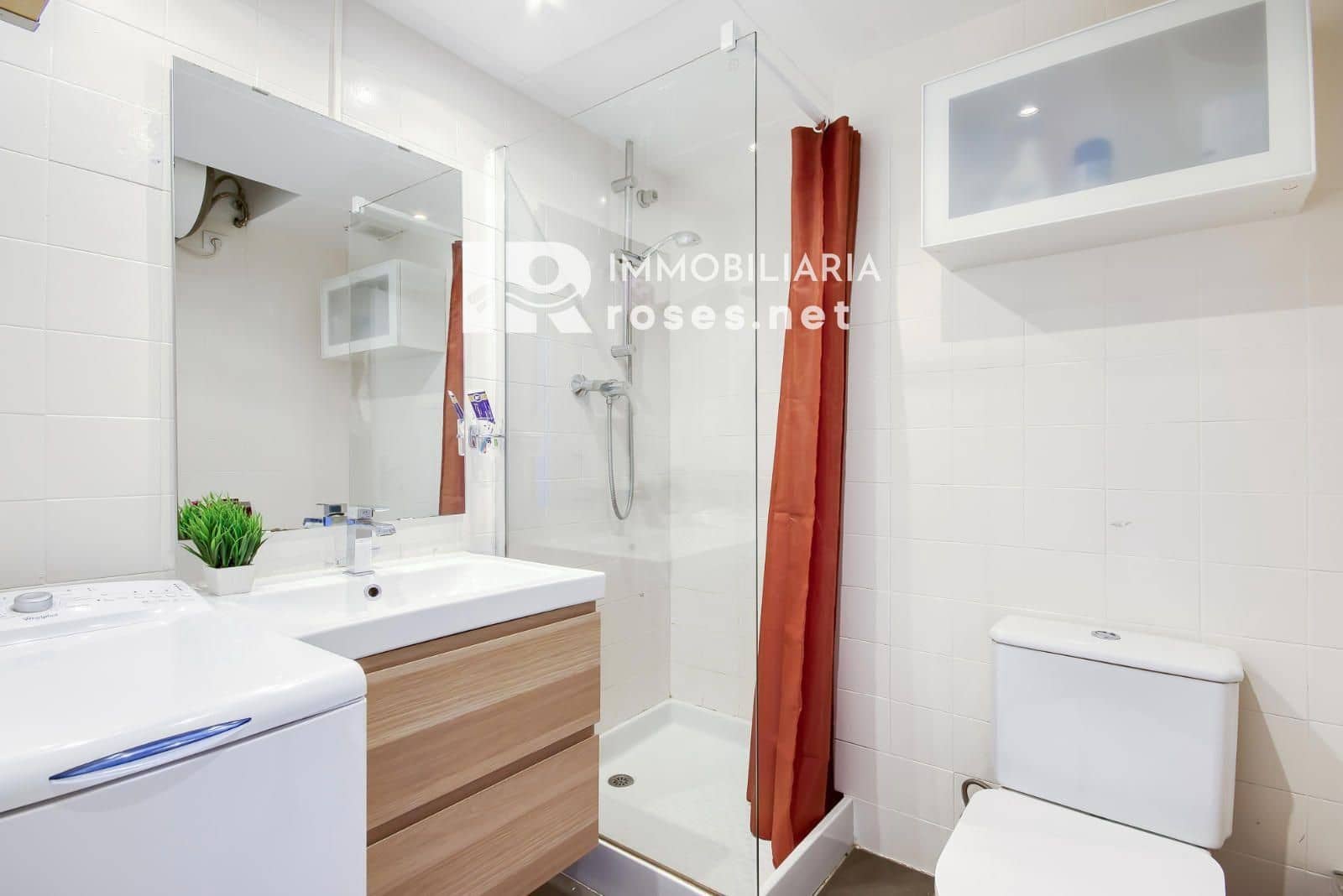 1 bedroom Flat for sale in Roses - € 214,000 (Ref: 9147691)