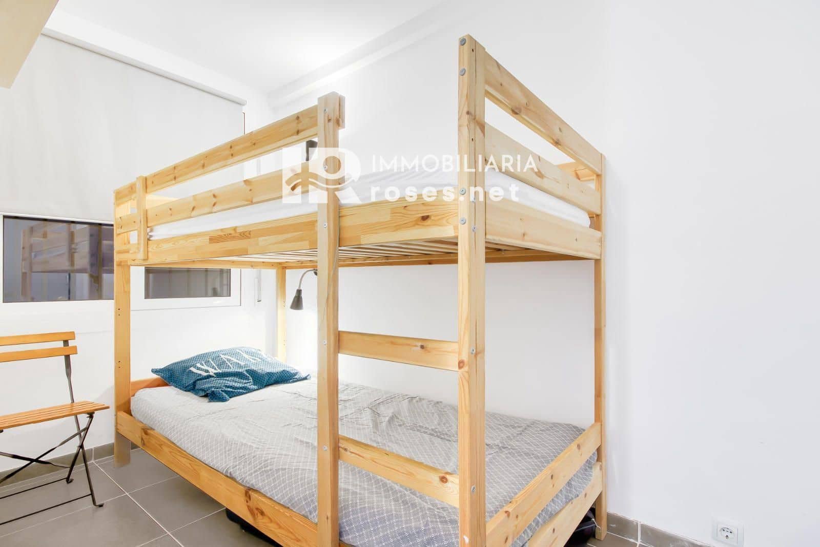 1 bedroom Flat for sale in Roses - € 214,000 (Ref: 9147691)