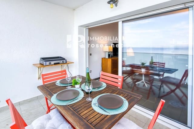 1 bedroom Flat for sale in Roses - € 214,000 (Ref: 9147691)