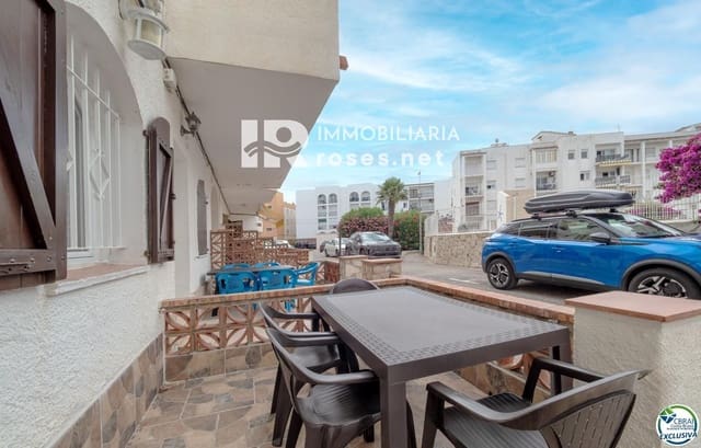 1 bedroom Flat for sale in Empuriabrava, Castelló d'Empúries with pool - € 159,000 (Ref: 9147692)
