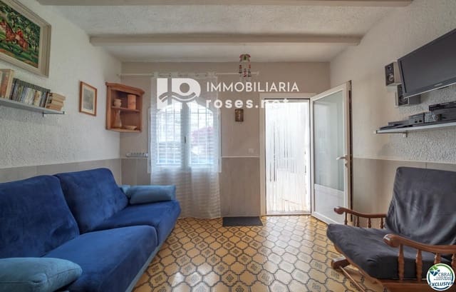 1 bedroom Flat for sale in Empuriabrava, Castelló d'Empúries with pool - € 159,000 (Ref: 9147692)