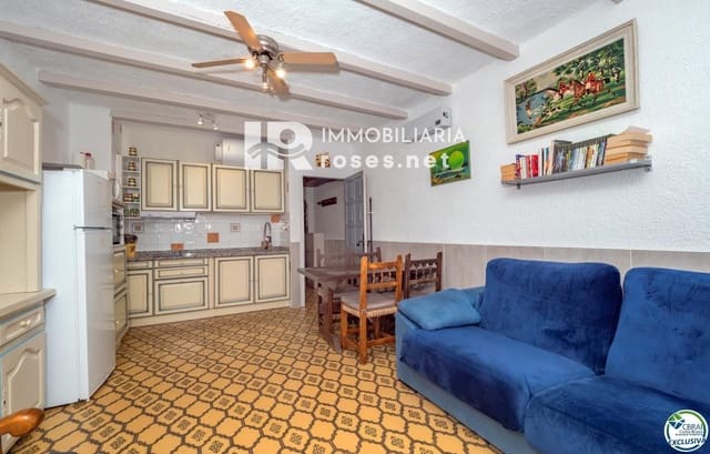 1 bedroom Flat for sale in Empuriabrava, Castelló d'Empúries with pool - € 159,000 (Ref: 9147692)