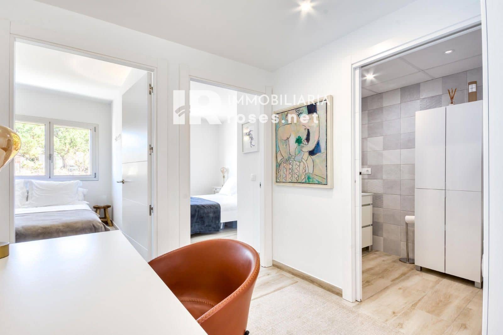 2 slaapkamer Flat te koop in Roses - € 205.000 (Ref: 9147694)