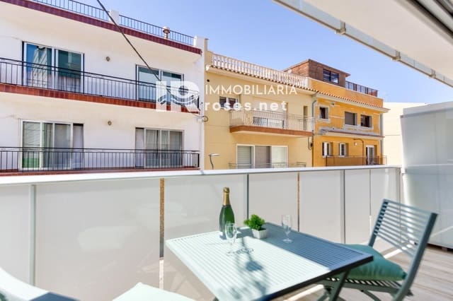 2 slaapkamer Flat te koop in Roses - € 205.000 (Ref: 9147694)