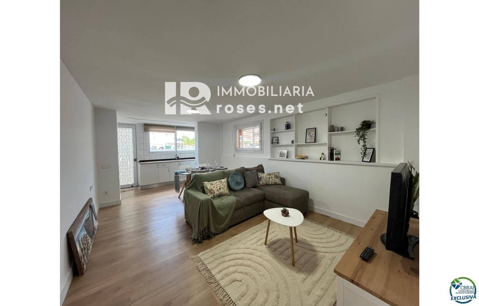 2 bedroom Flat for sale in Empuriabrava - € 172,000 (Ref: 9149686)