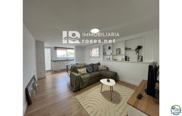 2 slaapkamer Flat te koop in Empuriabrava, Castelló d'Empúries - € 172.000 (Ref: 9149686)