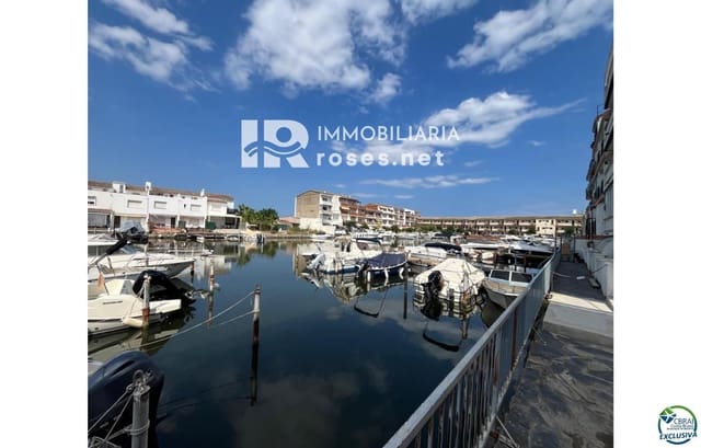 2 slaapkamer Flat te koop in Empuriabrava, Castelló d'Empúries - € 172.000 (Ref: 9149686)