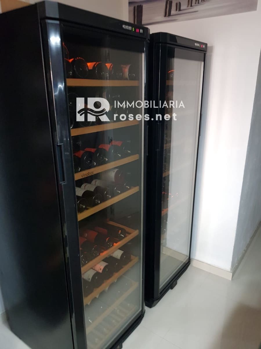 Erhverv til salg i Roses - € 750.000 (Ref: 9150753)