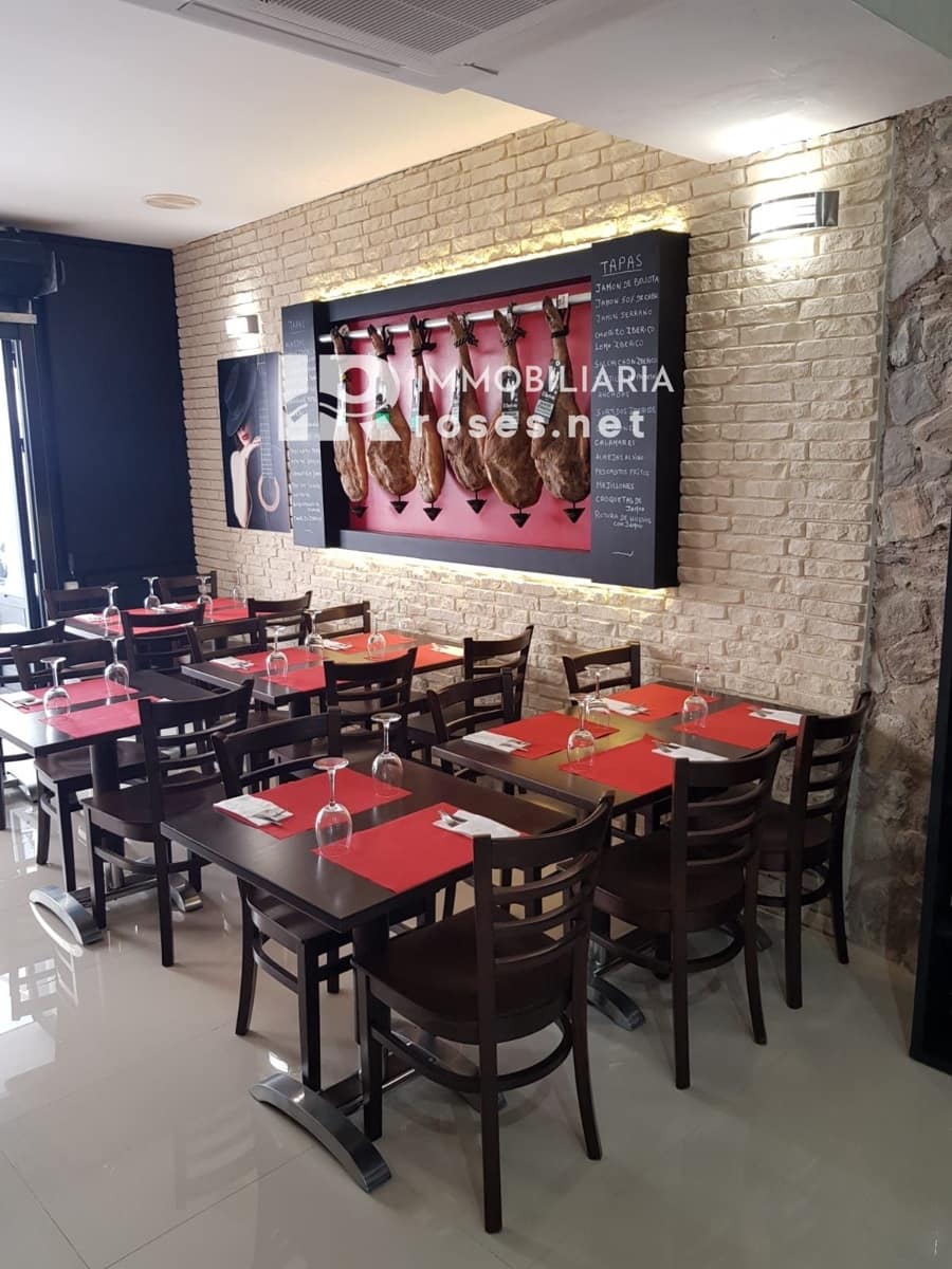 Erhverv til salg i Roses - € 750.000 (Ref: 9150753)