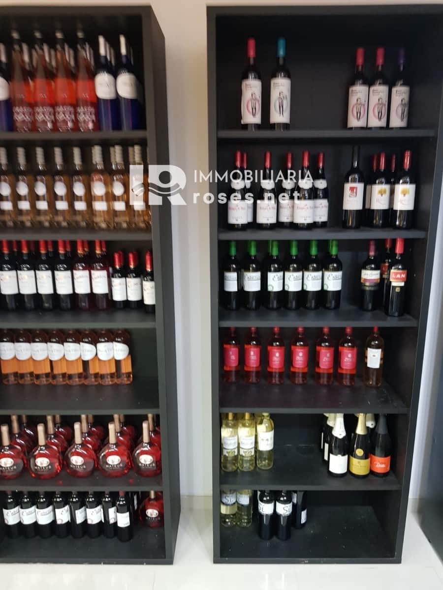 Erhverv til salg i Roses - € 750.000 (Ref: 9150753)