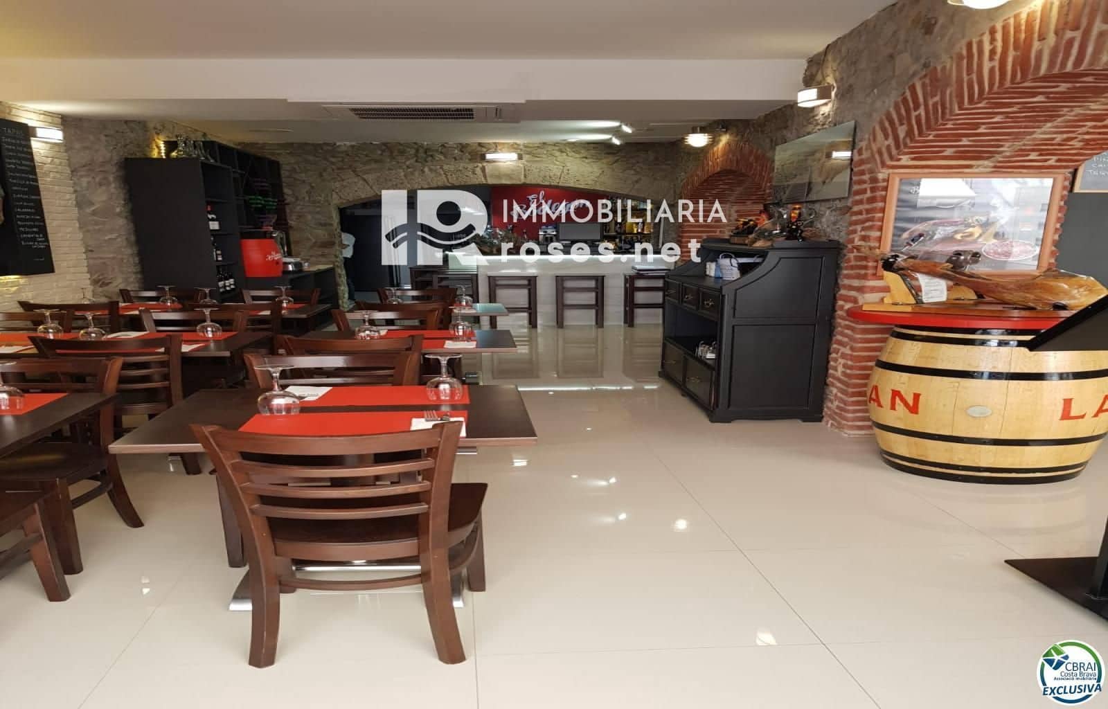 Erhverv til salg i Roses - € 750.000 (Ref: 9150753)