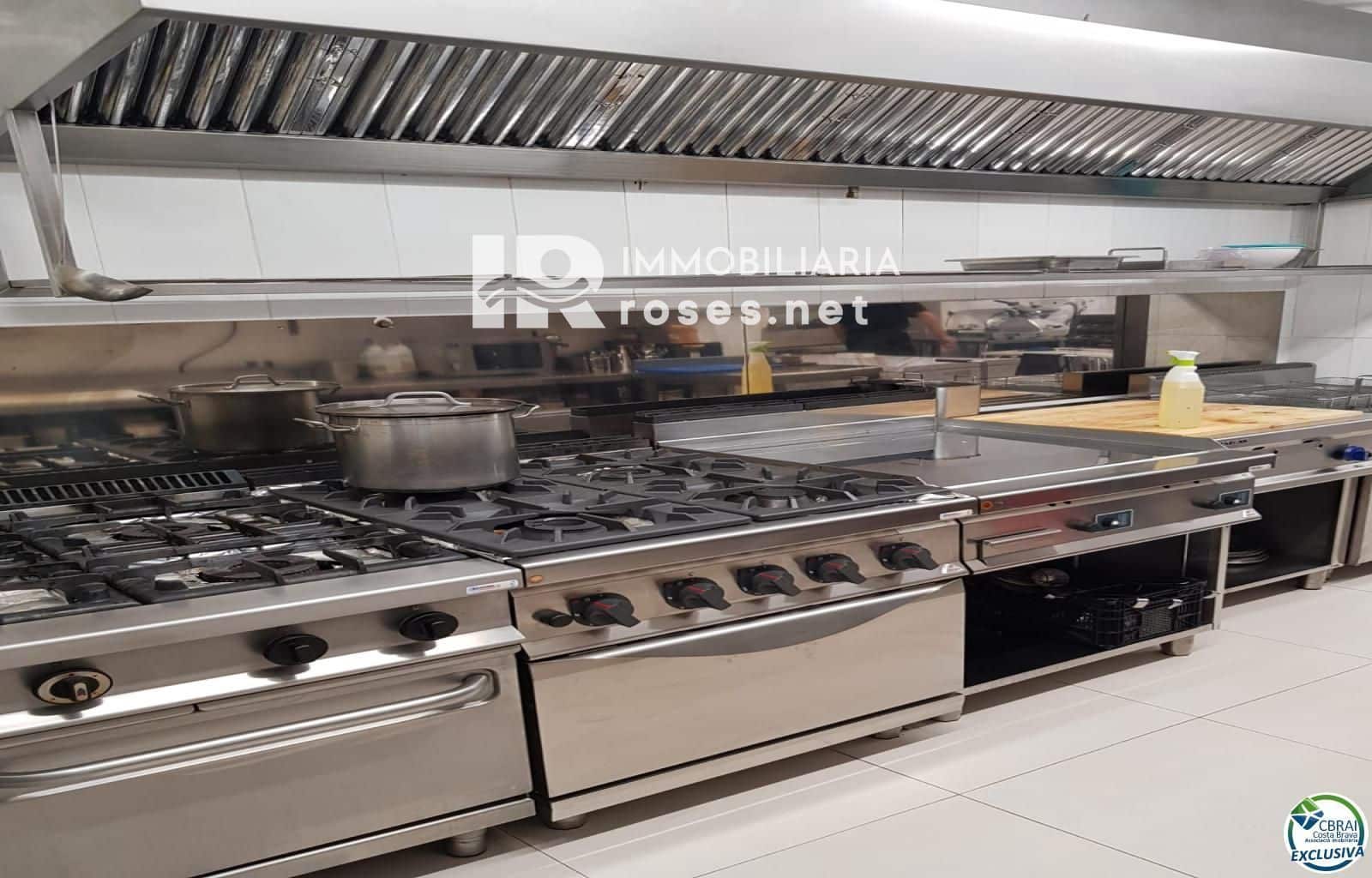 Erhverv til salg i Roses - € 750.000 (Ref: 9150753)