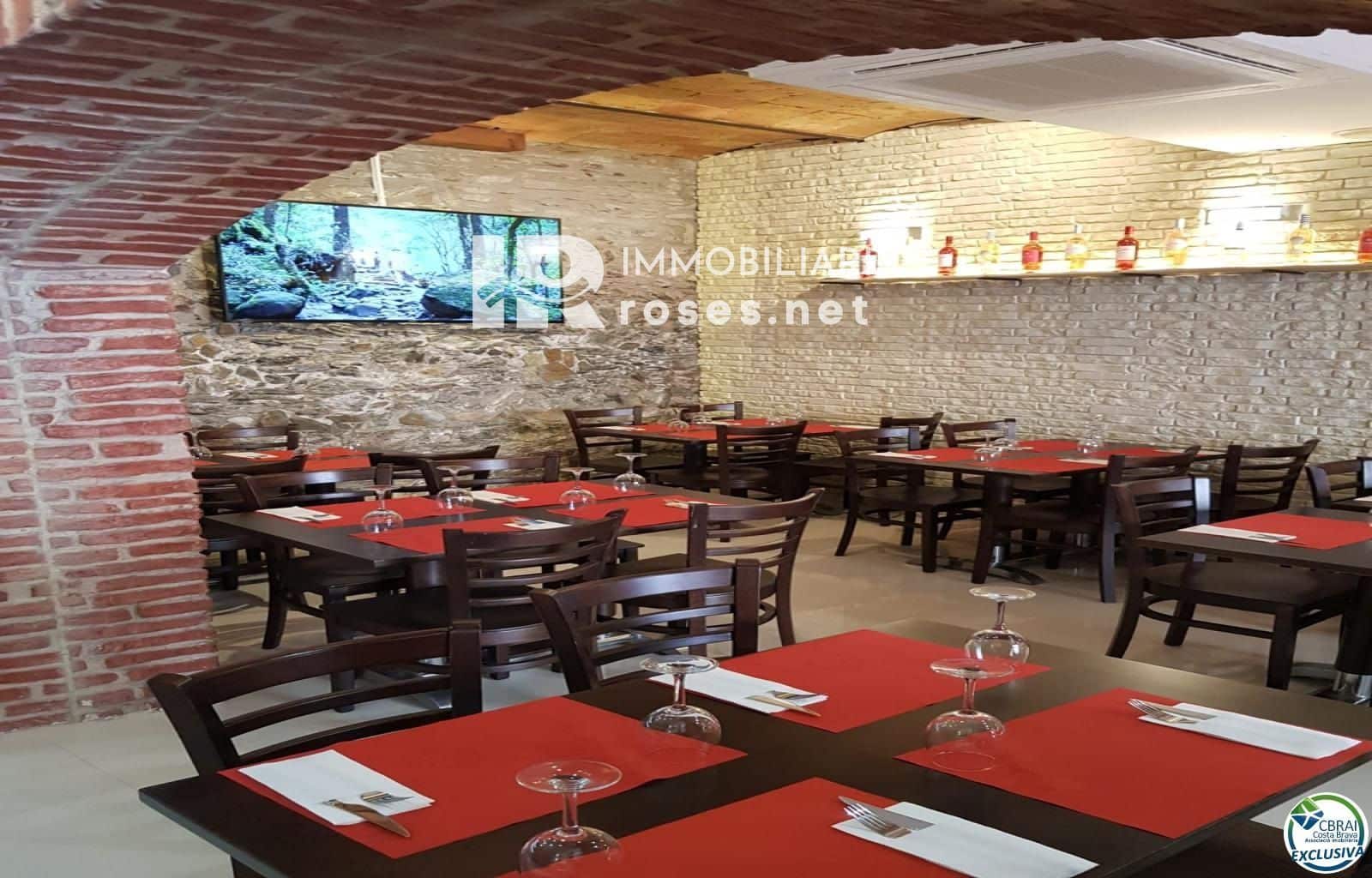 Erhverv til salg i Roses - € 750.000 (Ref: 9150753)