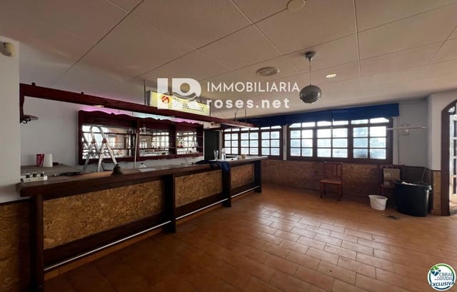 Commercial for sale in Santa Margarida, Roses - € 165,000 (Ref: 9150754)