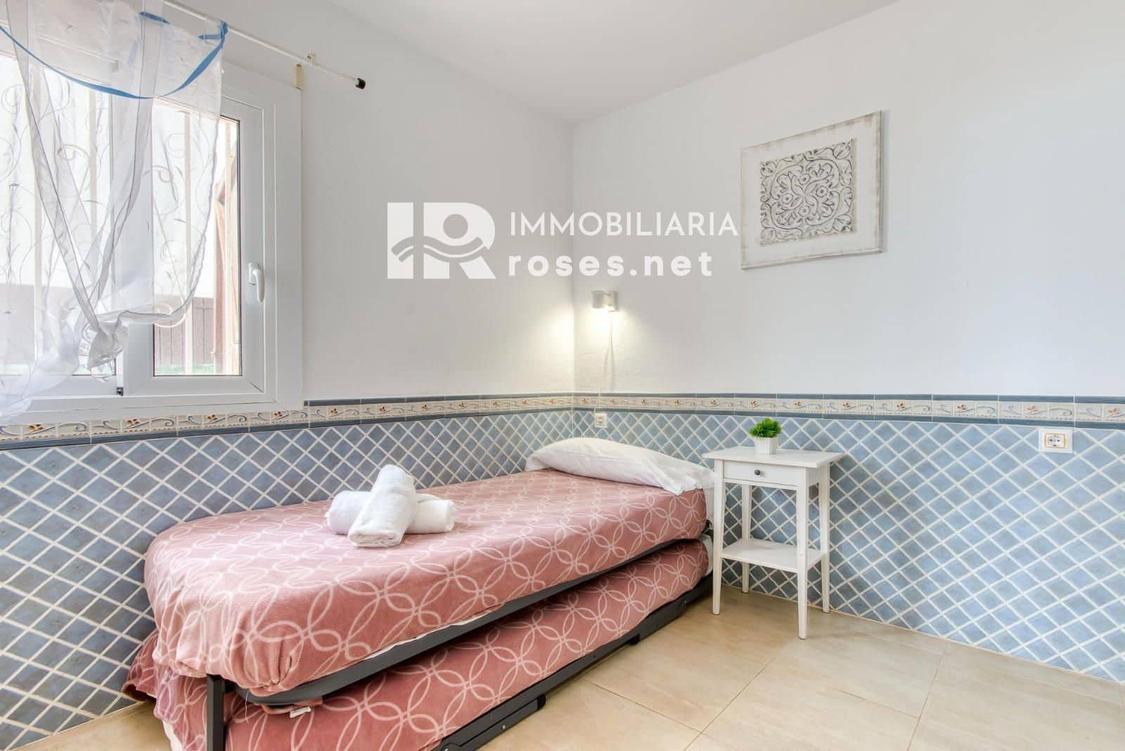 2 chambre Villa/Maison à vendre à Roses avec piscine garage - 325 000 € (Ref: 9164136)
