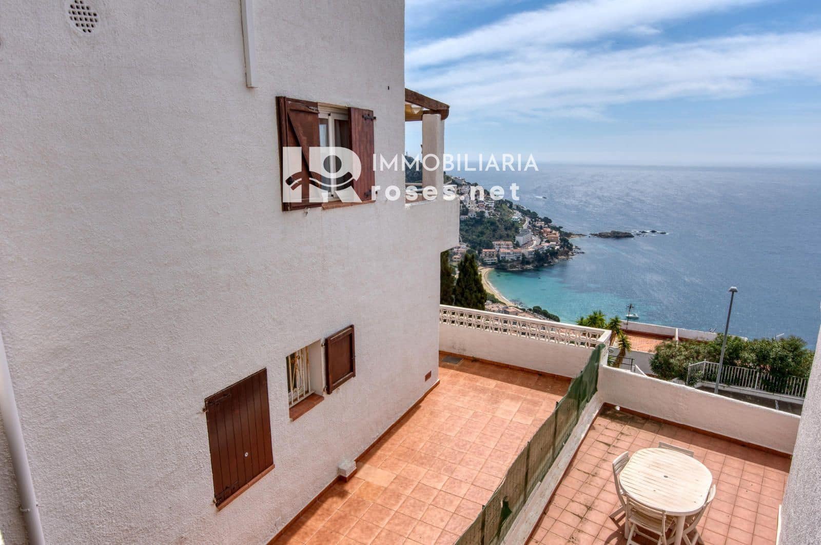 2 chambre Villa/Maison à vendre à Roses avec piscine garage - 325 000 € (Ref: 9164136)