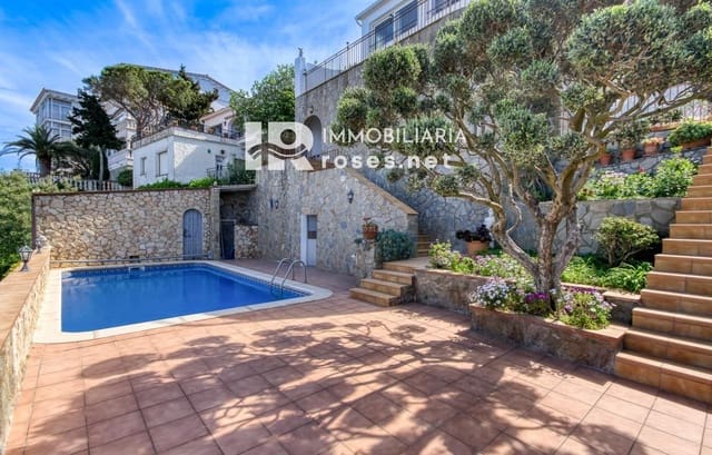 5 slaapkamer Villa te koop in Roses met zwembad garage - € 945.000 (Ref: 9164142)