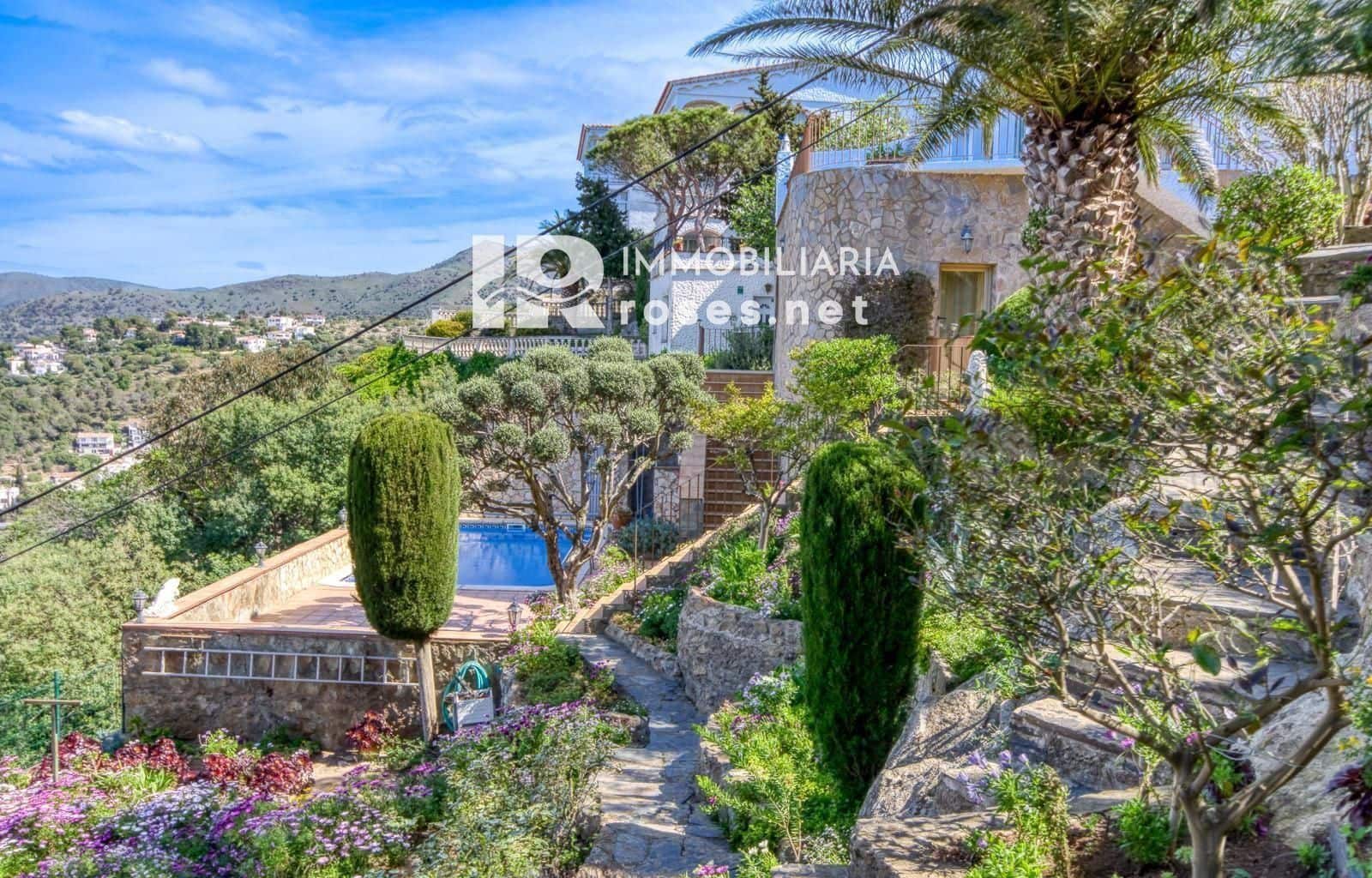 Chalet de 5 habitaciones en Roses en venta con piscina garaje - 945.000 € (Ref: 9164142)