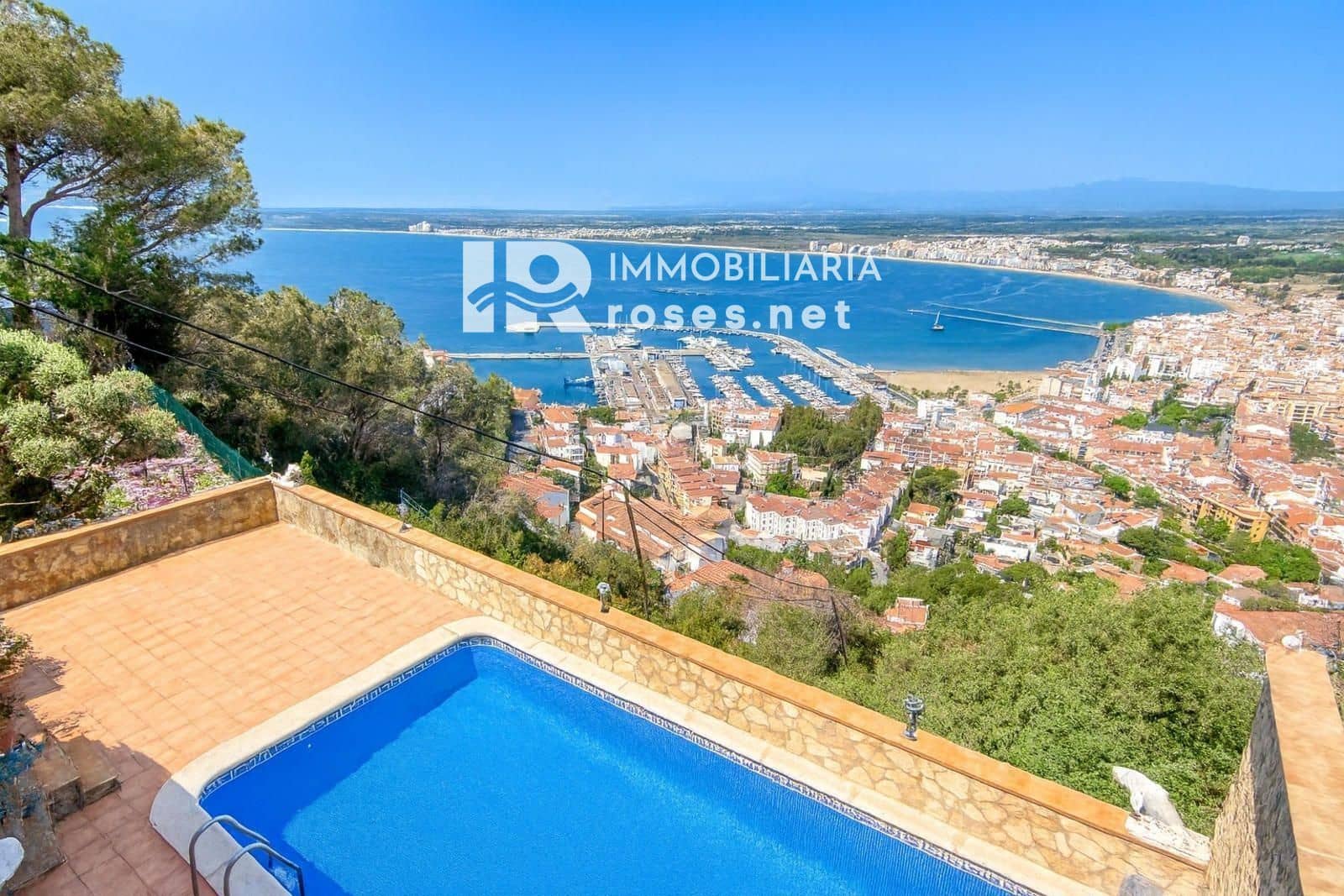 Chalet de 5 habitaciones en Roses en venta con piscina garaje - 945.000 € (Ref: 9164142)