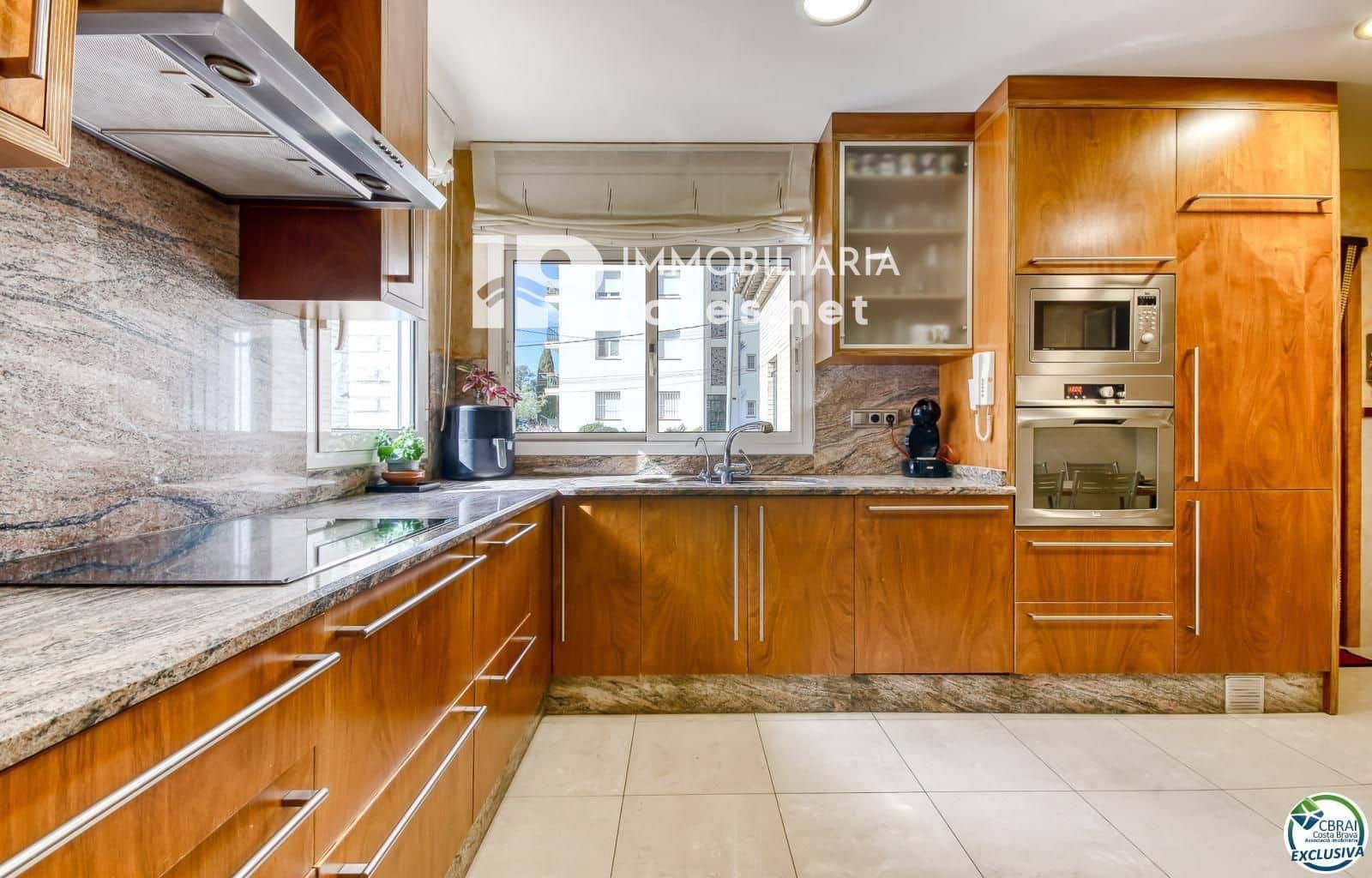 4 slaapkamer Villa te koop in Roses met zwembad garage - € 540.000 (Ref: 9164144)