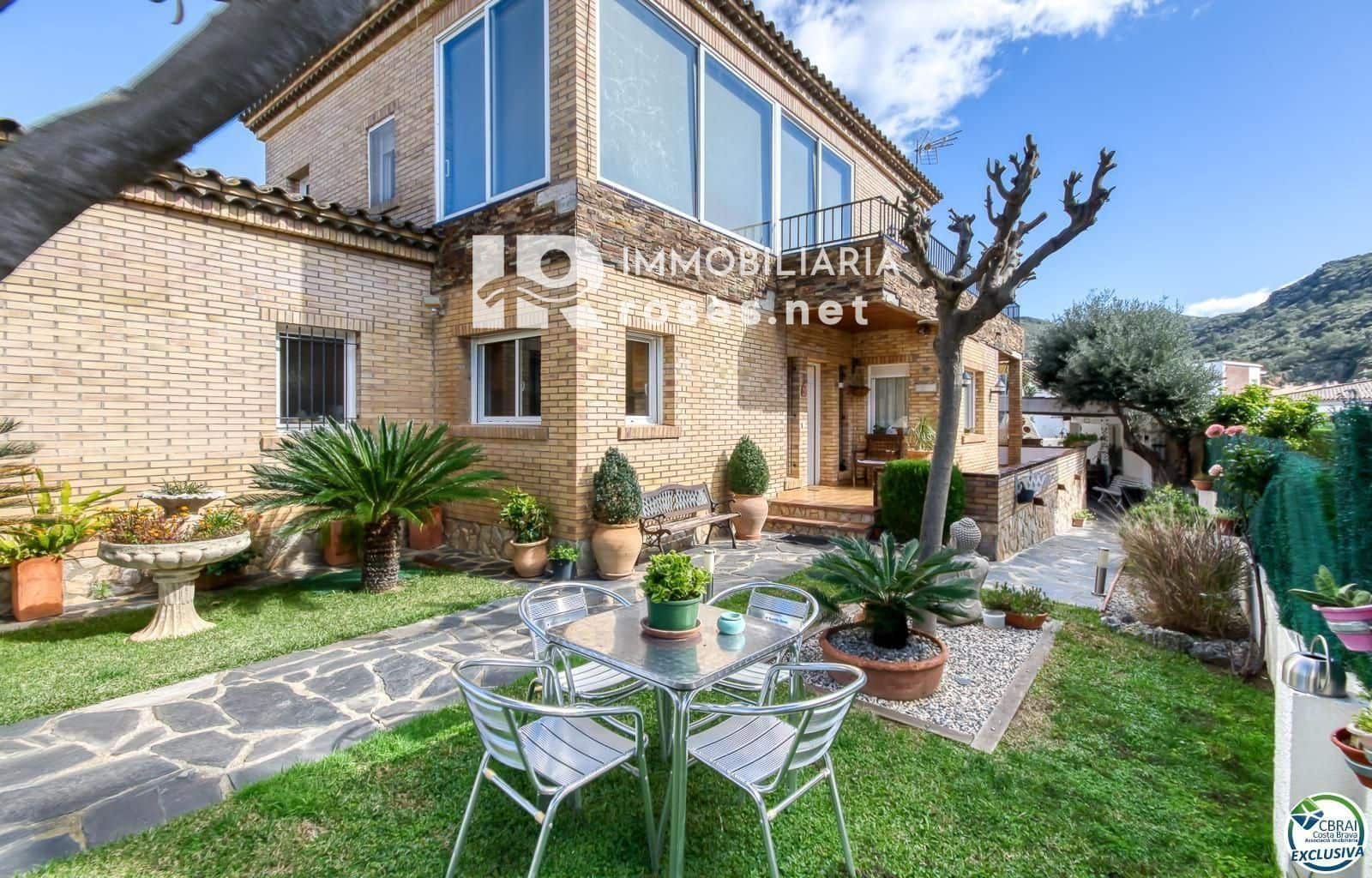 4 slaapkamer Villa te koop in Roses met zwembad garage - € 540.000 (Ref: 9164144)