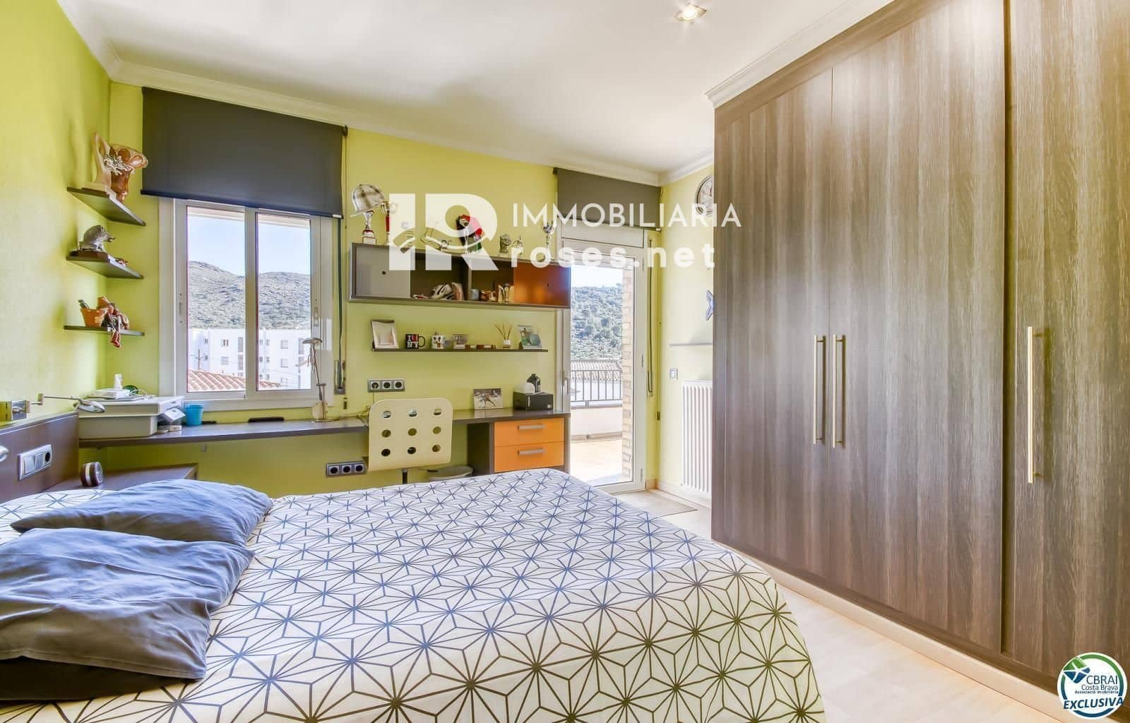 4 slaapkamer Villa te koop in Roses met zwembad garage - € 540.000 (Ref: 9164144)