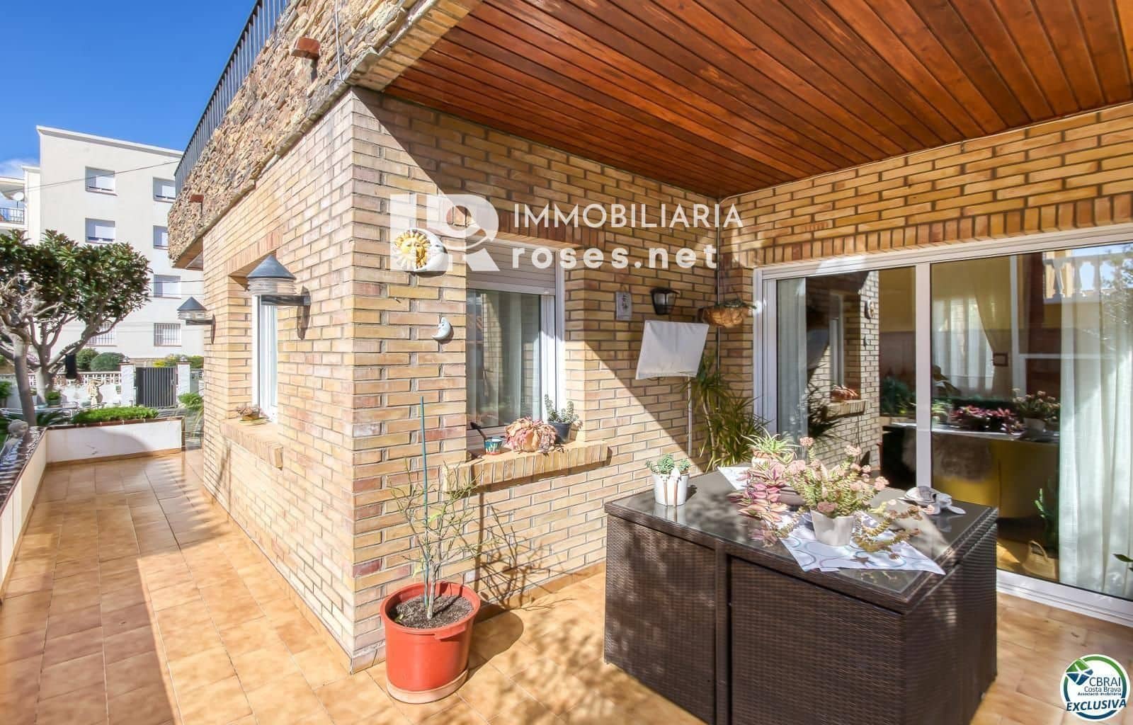 4 slaapkamer Villa te koop in Roses met zwembad garage - € 540.000 (Ref: 9164144)