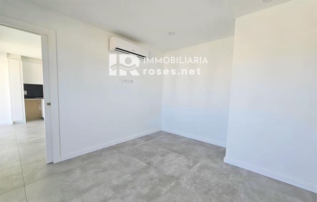 2 slaapkamer Flat te koop in Santa Margarida, Roses - € 345.000 (Ref: 9164146)