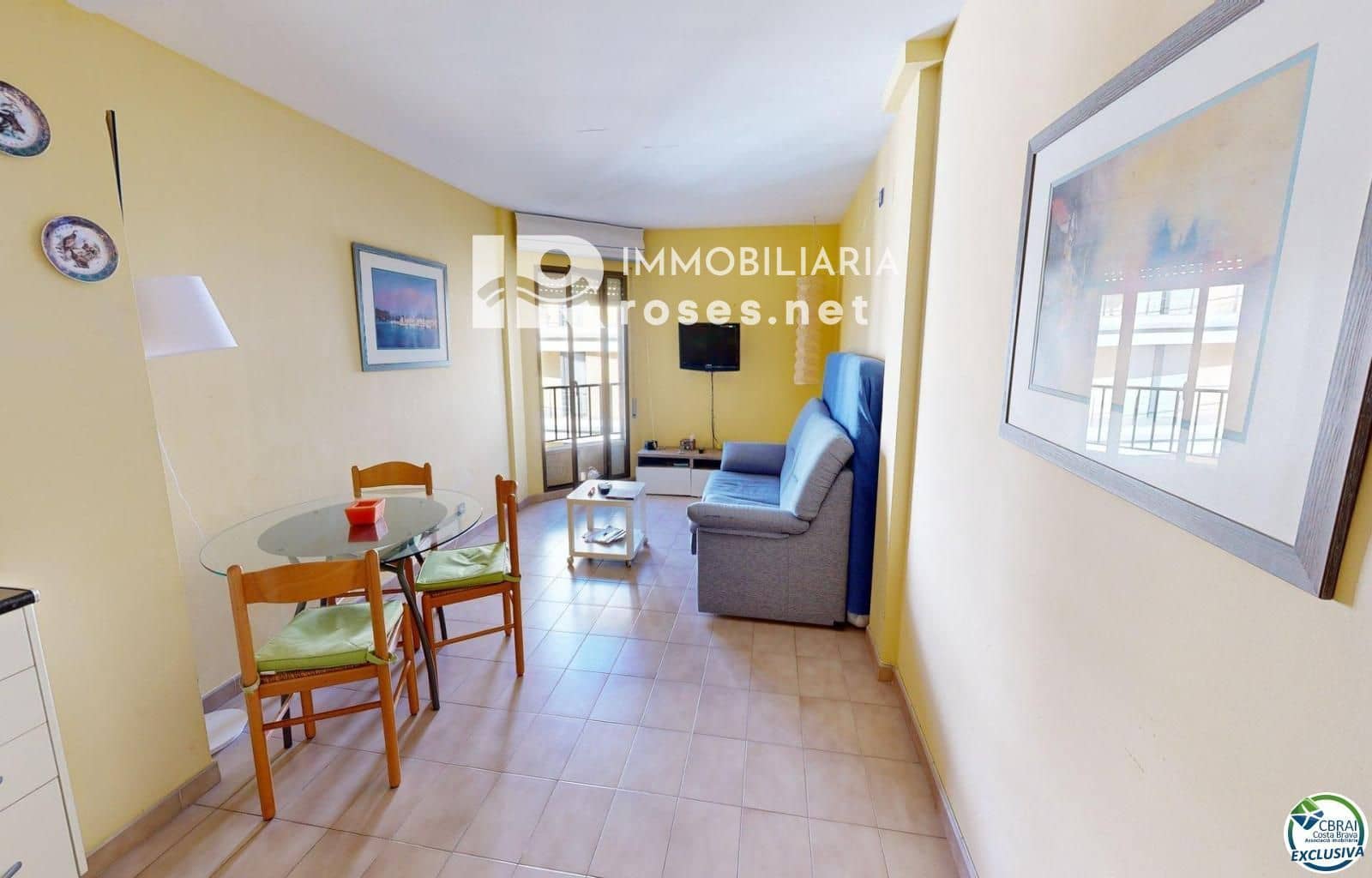 Flat te koop in Roses - € 110.000 (Ref: 9166399)