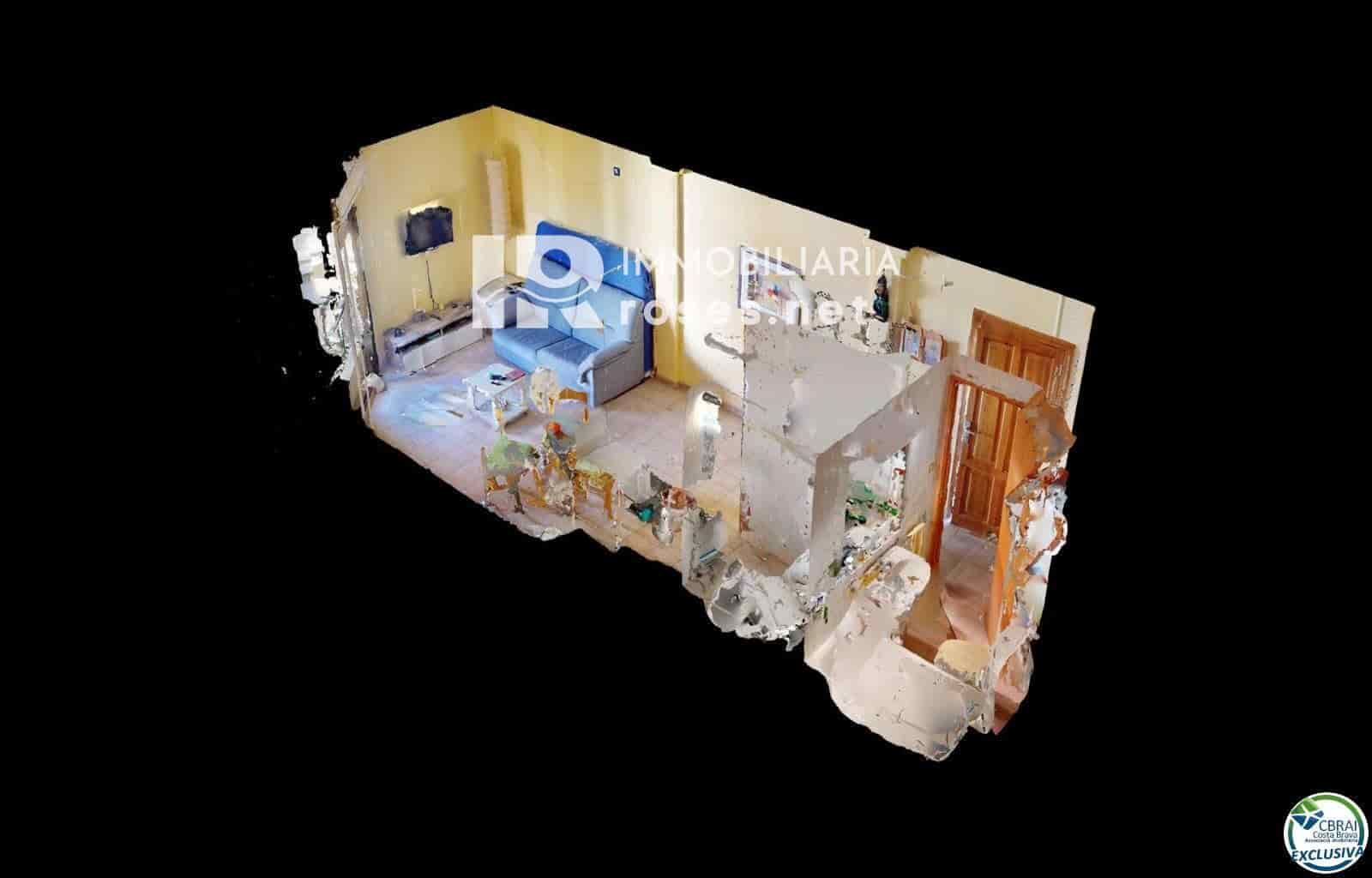 Flat te koop in Roses - € 110.000 (Ref: 9166399)