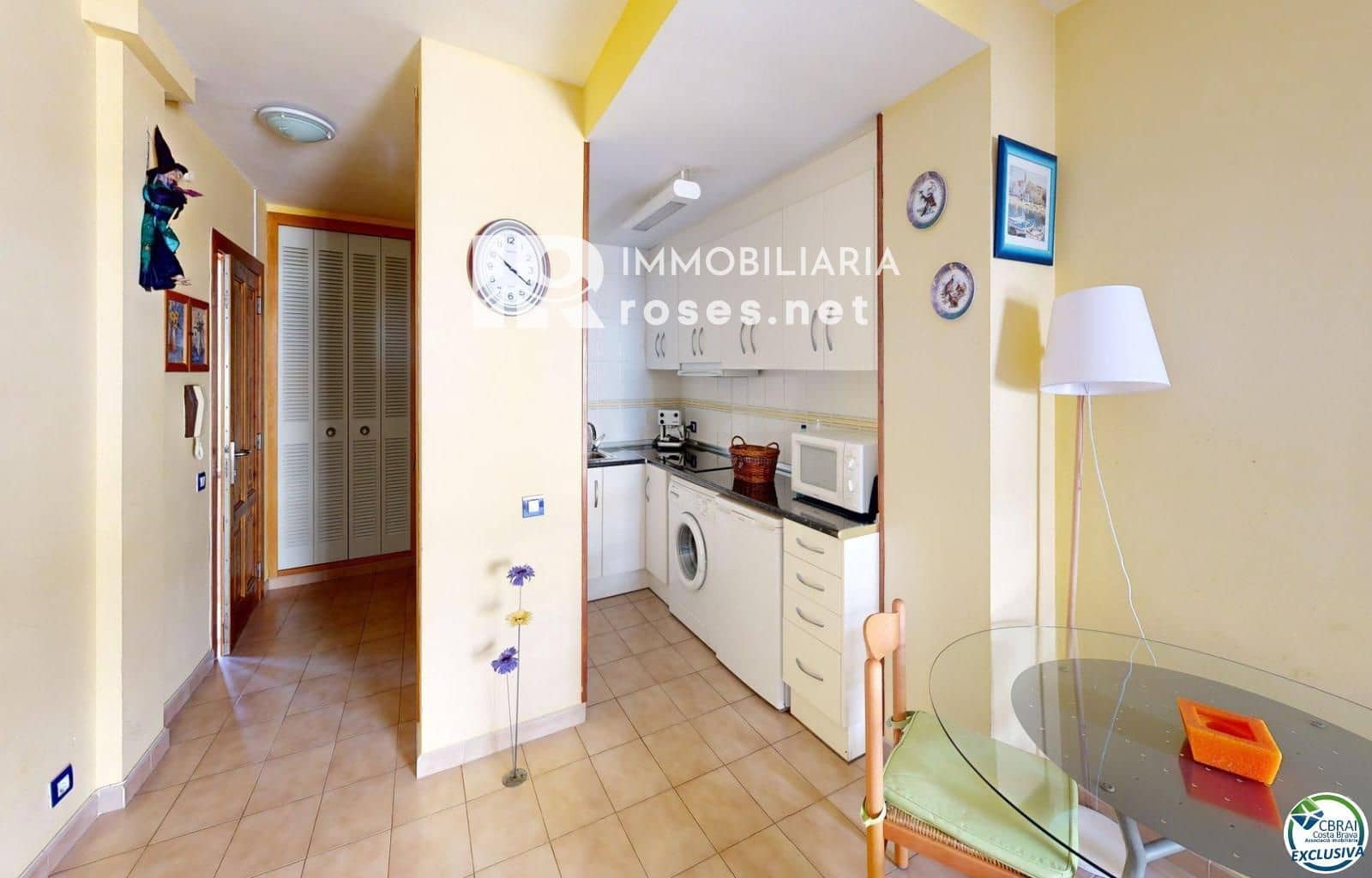 Flat te koop in Roses - € 110.000 (Ref: 9166399)