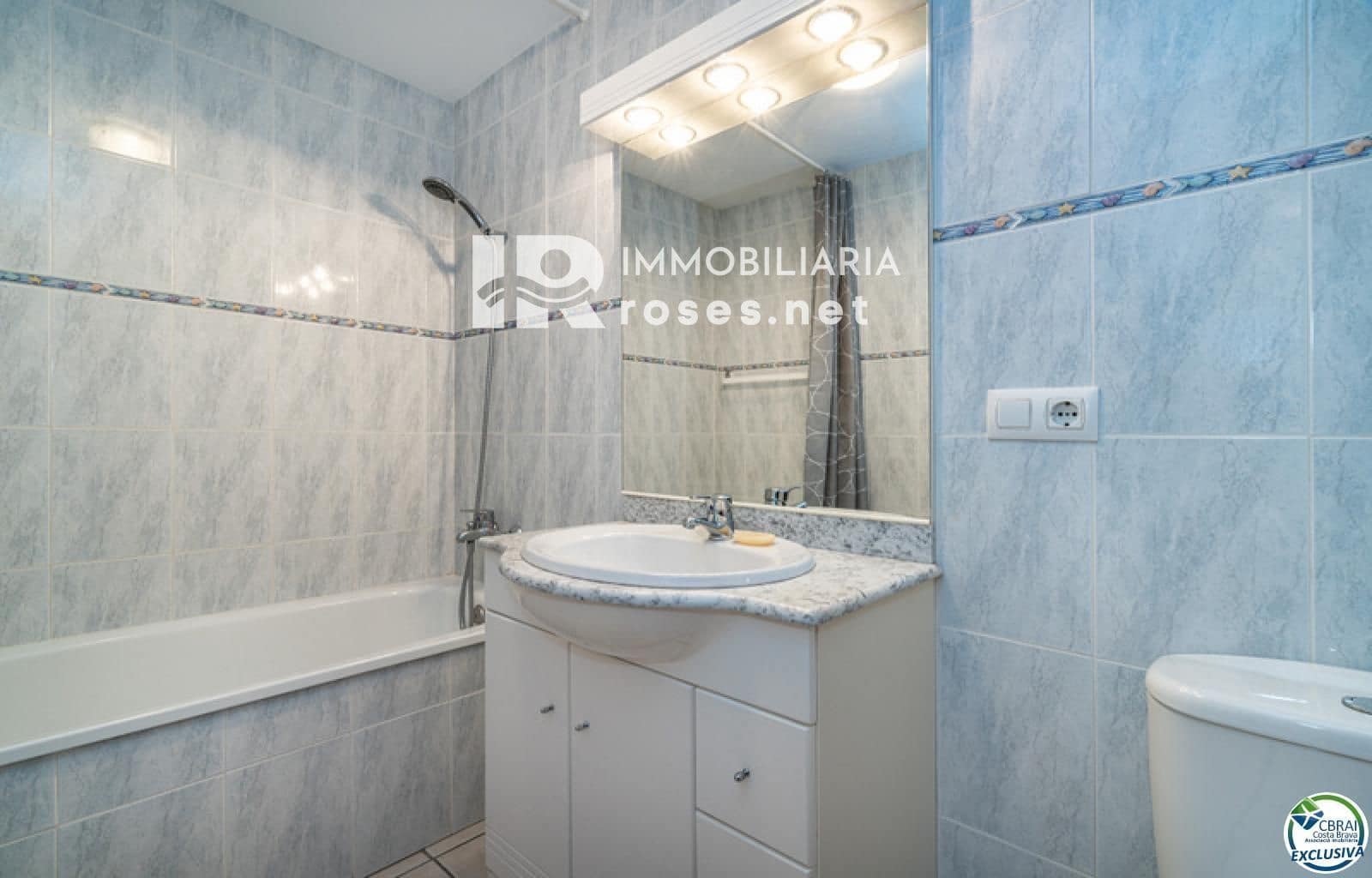 3 soverom Hus til salgs i Empuriabrava med svømmebasseng garasje - € 349 000 (Ref: 9166401)