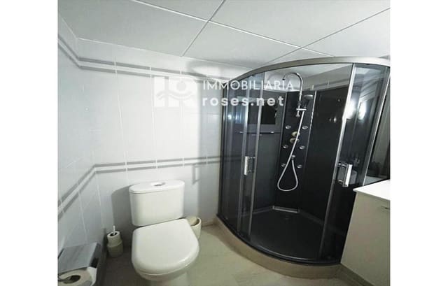 Flat te koop in Empuriabrava, Castelló d'Empúries - € 93.500 (Ref: 9170120)